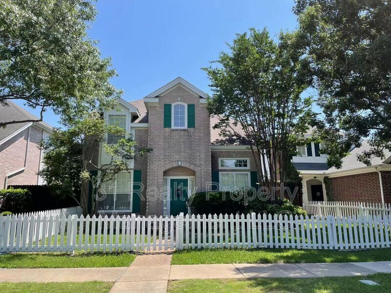 4108 Hedgerow Dr in Plano, TX - Building Photo