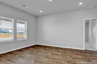 125 Solitude Dr in San Marcos, TX - Building Photo - Building Photo