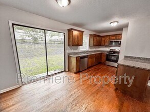 700 W 28 St N in Independence, MO - Building Photo - Building Photo