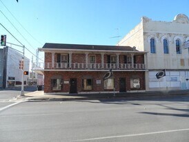 11 N Anglin St in Cleburne, TX - Building Photo