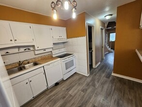 6094 Andover Blvd in Garfield Heights, OH - Building Photo - Building Photo