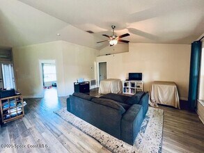 441 San Luis St SW in Palm Bay, FL - Building Photo - Building Photo