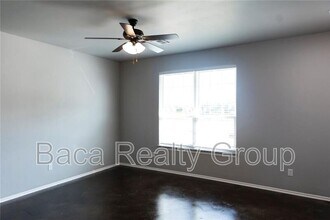 7520 Redbud Villa Ct in Oklahoma City, OK - Building Photo - Building Photo