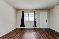 5525 Cavalcade St photo'