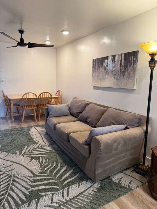 1388 Siwanoy Dr in Alhambra, CA - Building Photo