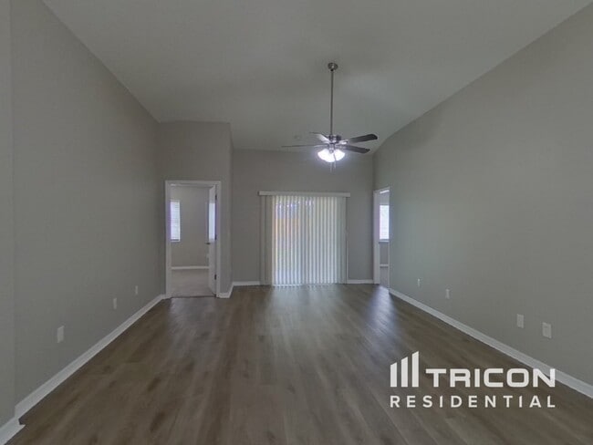 12203 Matchfield Way in Riverview, FL - Building Photo - Building Photo