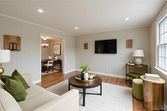 741 Taylor Ave in East Patchogue, NY - Building Photo - Building Photo