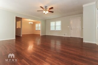 5243 Valleyview Dr in Acworth, GA - Building Photo - Building Photo