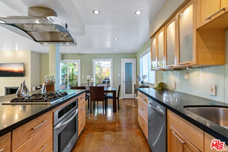 9061 Keith Ave in West Hollywood, CA - Building Photo - Building Photo