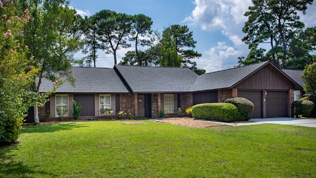 property at 5 Dorchester Ct