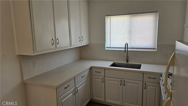6286 Ronald Dr in Yucca Valley, CA - Building Photo - Building Photo