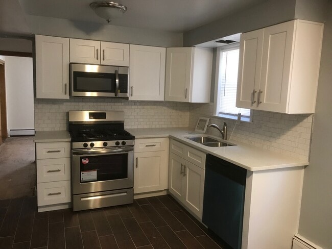 5742 W Lawrence Ave in Chicago, IL - Building Photo - Building Photo