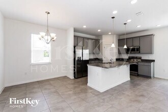 340 Corbel Ln in Eagle Lake, FL - Building Photo - Building Photo