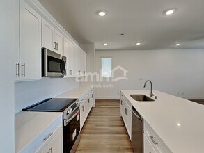 11178 Magallanes St in Las Vegas, NV - Building Photo - Building Photo