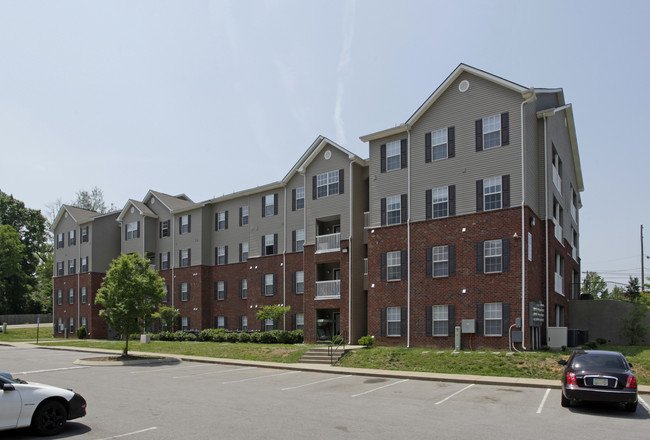 Crossland Place & Manor in Clarksville, TN - Building Photo - Building Photo