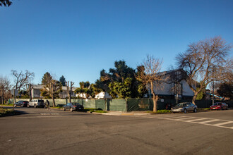 Bell Street Gardens in Fremont, CA - Building Photo - Building Photo