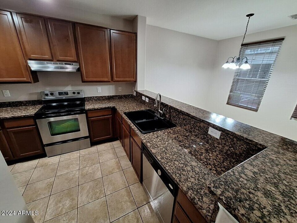 2768 S Sulley Dr in Gilbert, AZ - Building Photo