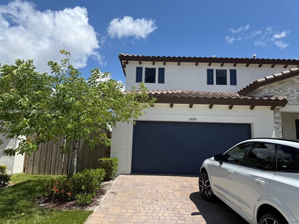11859 SW 241st St in Homestead, FL - Building Photo
