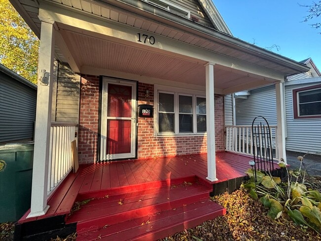 170 Benton St in Rochester, NY - Building Photo - Building Photo