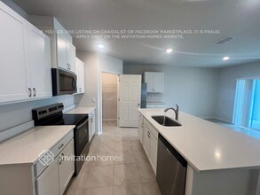 350 SW Prima Vista Blvd in Port St. Lucie, FL - Building Photo - Building Photo
