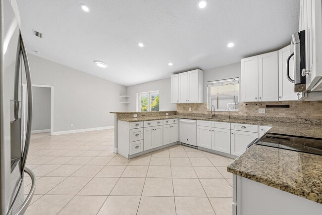 12904 159th Ct N in Jupiter, FL - Building Photo - Building Photo