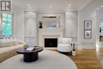 463 Spadina Rd in Toronto, ON - Building Photo - Building Photo