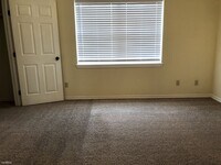 1801 Sara Dr photo'