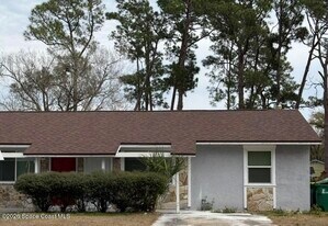 304 Palm Ave in Cocoa, FL - Building Photo