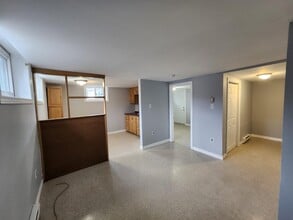 562 Edward Ave in Saint John, NB - Building Photo - Building Photo