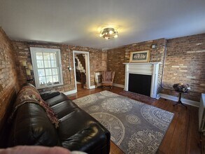 240 E 2nd St in Frederick, MD - Building Photo - Building Photo
