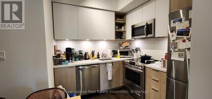 30 Ordnance St in Toronto, ON - Building Photo - Building Photo