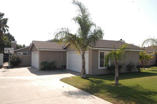 4641 Oceanside Dr Apartments