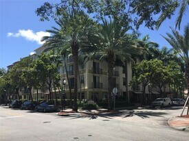 1900 Van Buren St, Unit 214 in Hollywood, FL - Building Photo