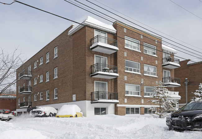 5615 Beaucourt in Montréal, QC - Building Photo - Primary Photo