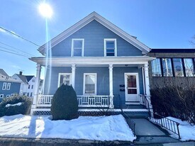 44 Summer St, Unit 2 in Watertown, MA - Building Photo