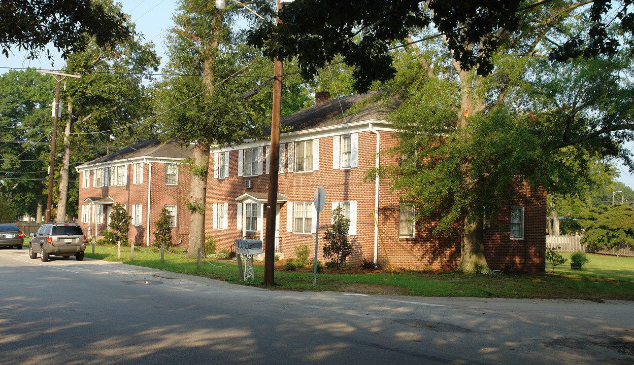 727 True St in Columbia, SC - Foto de edificio