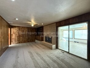 301 S Ranchwood Manor Dr in Oklahoma City, OK - Building Photo - Building Photo