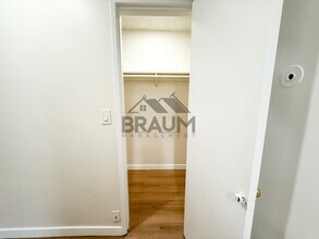 6039 Whitsett Ave in Los Angeles, CA - Building Photo - Building Photo