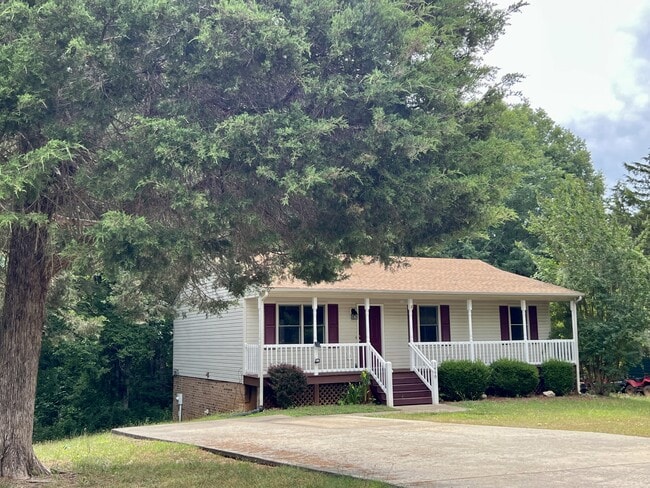property at 1468 Winesap Rd