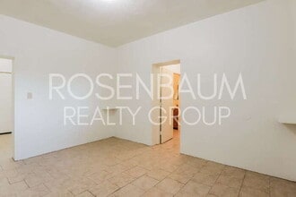 2454 N Treat Ave in Tucson, AZ - Building Photo - Building Photo