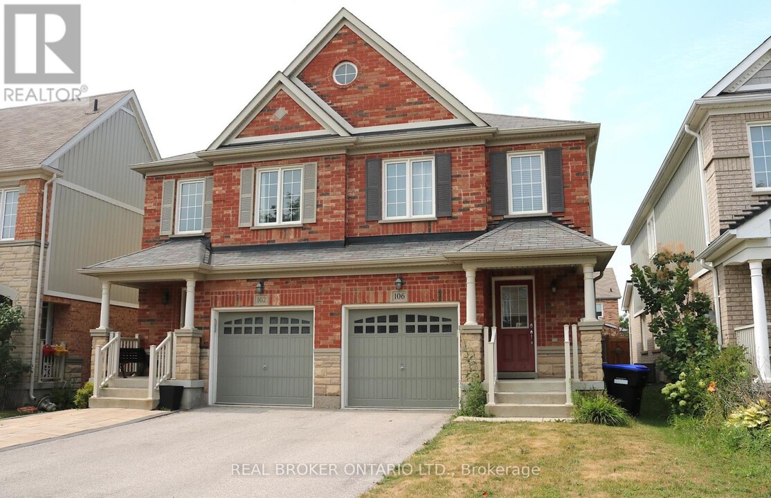 106 Russel Dr in Bradford West Gwillimbury, ON - Building Photo