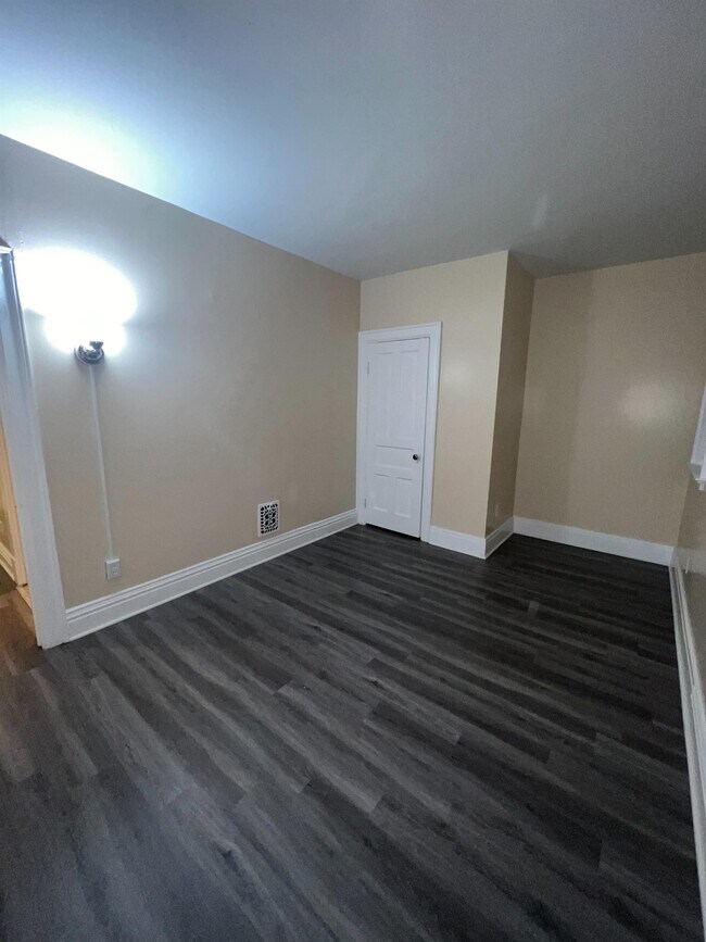 property at 1115 Tonawanda St