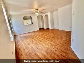 17204 Ardisia Dr in Pflugerville, TX - Building Photo - Building Photo