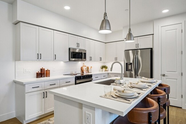 The Stately Avondale