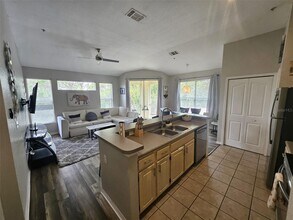 8904 Legacy Ct in Kissimmee, FL - Building Photo - Building Photo