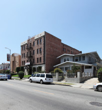 923 Irolo St in Los Angeles, CA - Building Photo - Building Photo