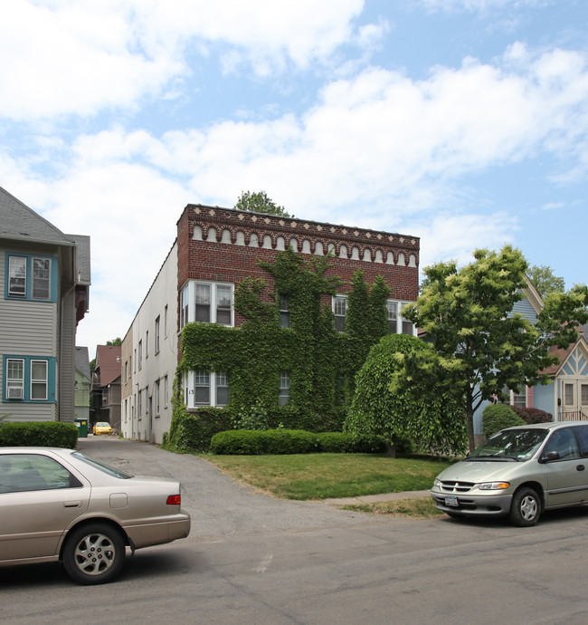 13 Rowley St in Rochester, NY - Foto de edificio - Building Photo