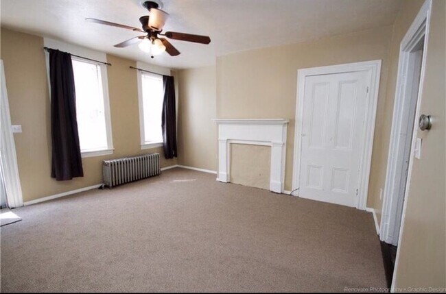 1709 Larkins Wy in Pittsburgh, PA - Building Photo - Building Photo