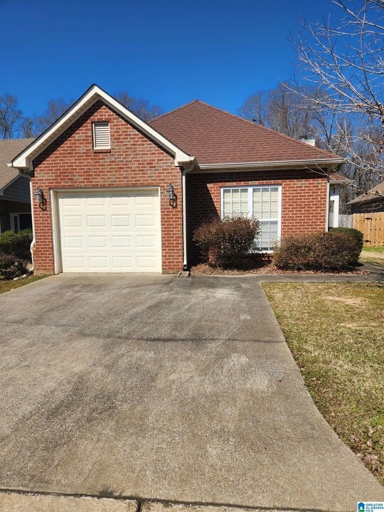 108 Holland Trail in Pelham, AL - Building Photo