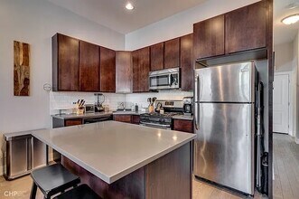 853 N Winchester Ave in Chicago, IL - Building Photo - Building Photo